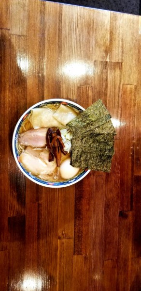 「もちもち雲呑味玉中華そば」@奈つやの中華そばの写真