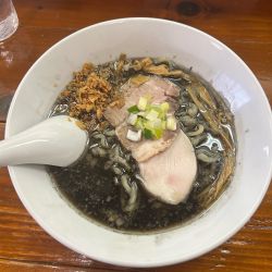 ブラック醤油らぁ麺