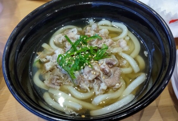 「肉吸いうどん」@かっぱ寿司 寒河江店の写真