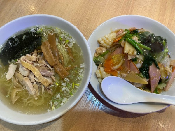 「Bセット　1050円」@自由軒の写真