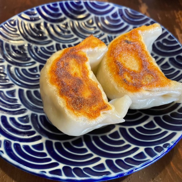 「餃子2個セット　352円」@麺屋 穂華の写真