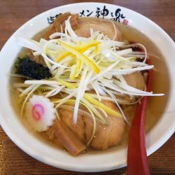 しおチャーシューメン+白髪ネギ