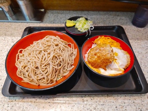 「ミニメンツカツ丼セット（もりそば）」@名代 富士そば 昭和通り店の写真