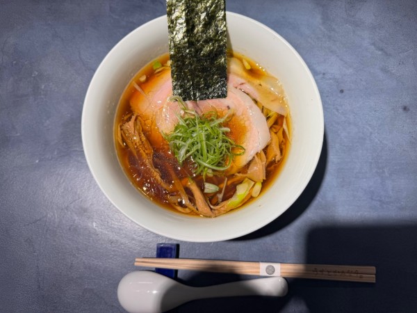 「醤油RAMEN」@うずとかみなりの写真