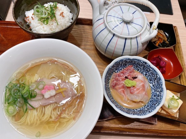 「ミニ鯛塩ラーメン鯛茶漬け御膳」@鯛塩そば 灯花 池袋東武店の写真