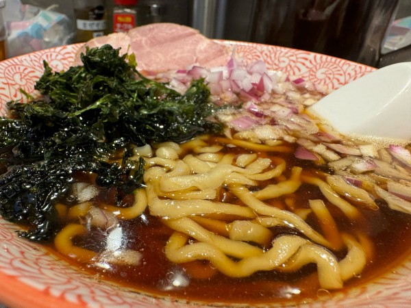 「こくうま＋ネギ増し」@麺や べらぼうの写真