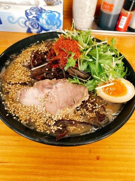 「塩豚骨キクラゲラーメン」@豚骨ラーメン 新井商店の写真