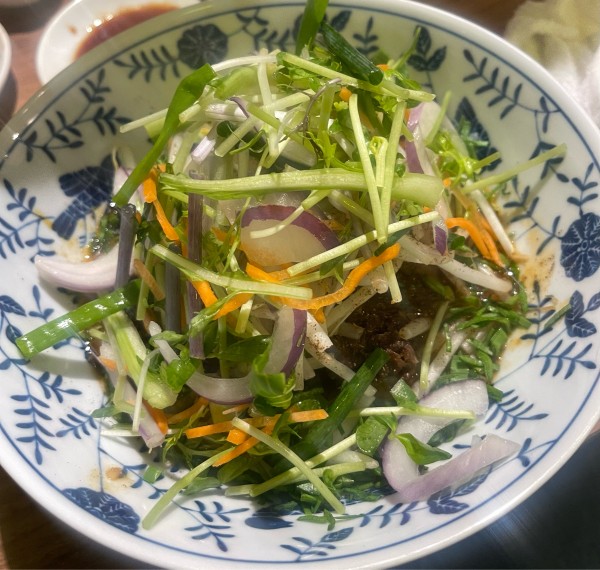 「酸拉冷麺(温麺)」@酒と焼肉ニュートミーの写真