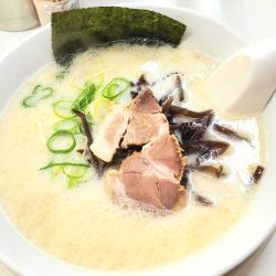 ラーメン600円