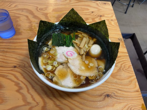 「特製中華そば」@中華そば れもんの写真