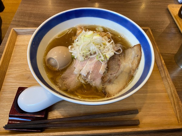 「特製中華そば1,350円」@中華蕎麦 晴天 上大岡店の写真