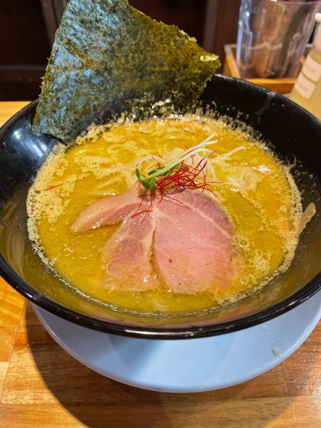 「濃厚牡蠣らぁ麺」@麺屋貝夢の写真