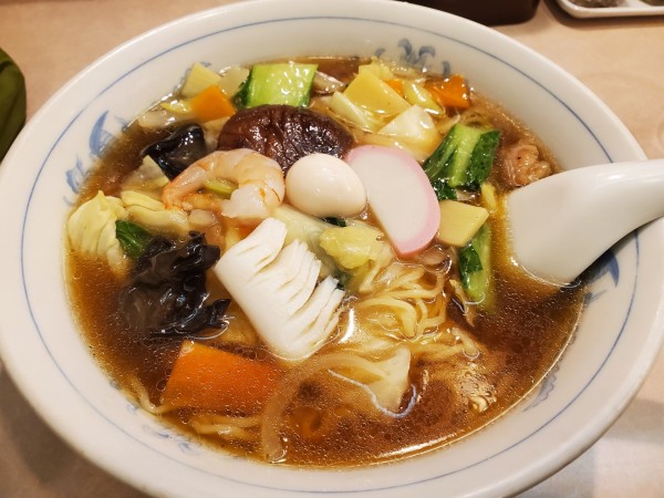 「五目そば８５０円」@鳳華飯店 笹下本店の写真