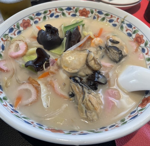 「牡蠣ちゃんぽん」@ナガサキの鐘 豊中店の写真