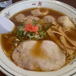 ワンタン麺