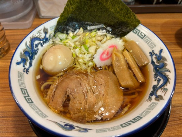 「昔ながらの中華そば ＋ 味玉」@壱角家 鶴川店の写真