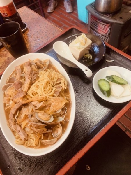 「あさりとネギ生姜煮込みらーめん 880円」@吉田屋の写真