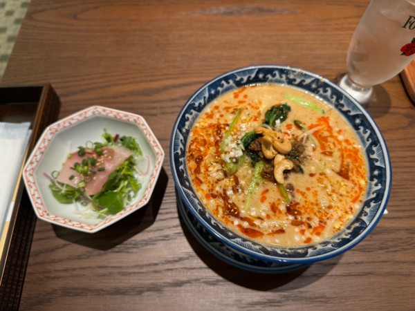 「ランチセットサワダ流ゴ担々麺(+広東式カルパッチョ)1760」@中華バル サワダ 虎ノ門ステーションヒルズ店の写真