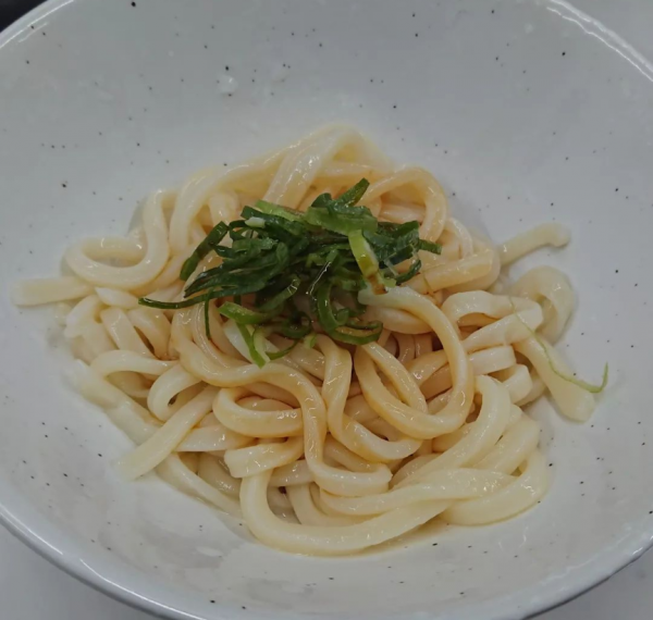 「しょうゆうどん小」@うどん・おにぎり専門店 イチロの写真