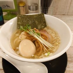 味玉塩ラーメン大盛り  メンマ