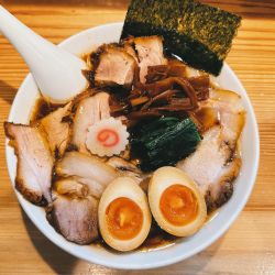 醤油チャーシュー麺&味玉