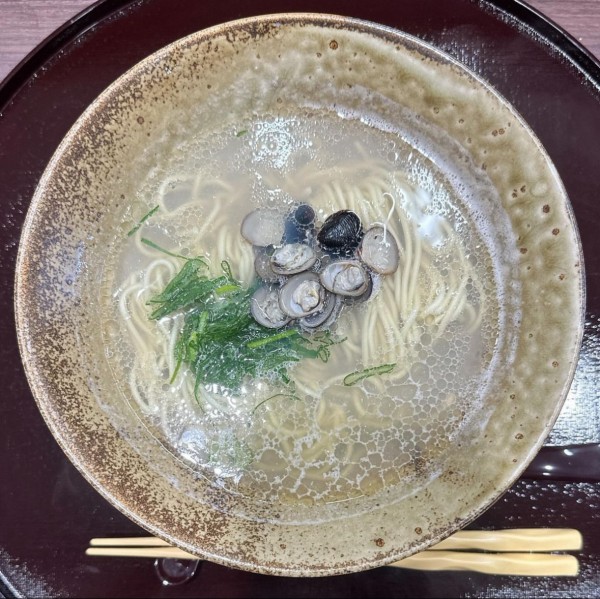「珠玉のしじみらーめん（塩）」@らーめん埜唄の写真