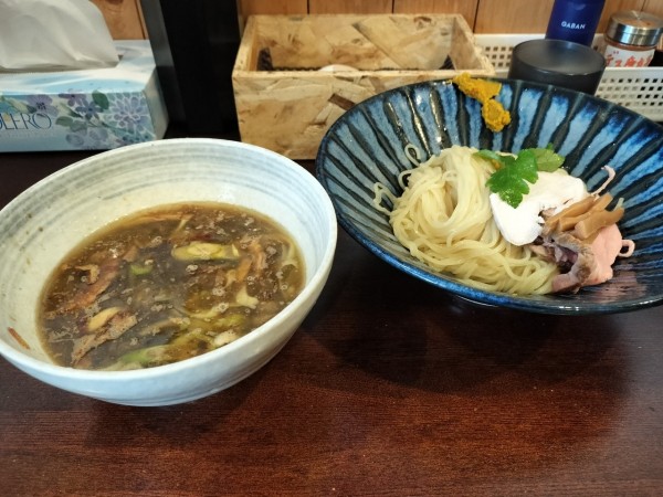 「裏つけ麺醤油　1100円」@六花 -Rokka-の写真