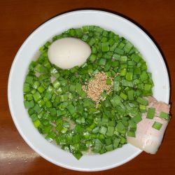 にらしおらぁめん(¥850)半熟煮玉子(¥150)