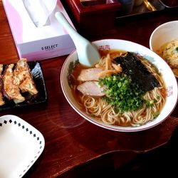 ラーメン並＋チャーハン中＋餃子