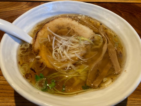 「醤油ラーメン」@手打ちラーメン創房 舌笑家の写真