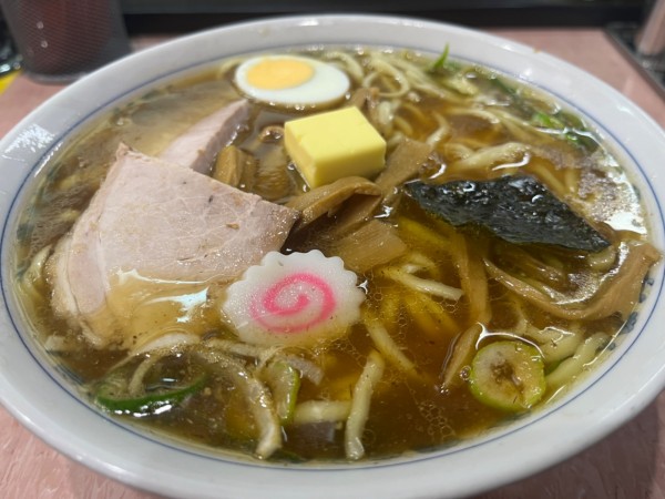 「中華そば（並）バター」@所沢大勝軒の写真