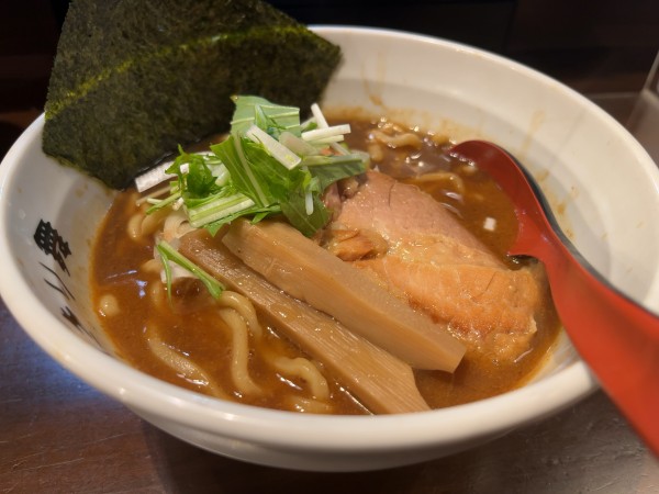 「らぁめん 黒」@葉月直系 きりきり舞の写真