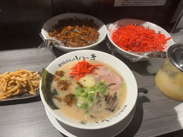 「らーめん、バリカタ、メンマ」@博多長浜らーめん いっき 戸塚安行店の写真