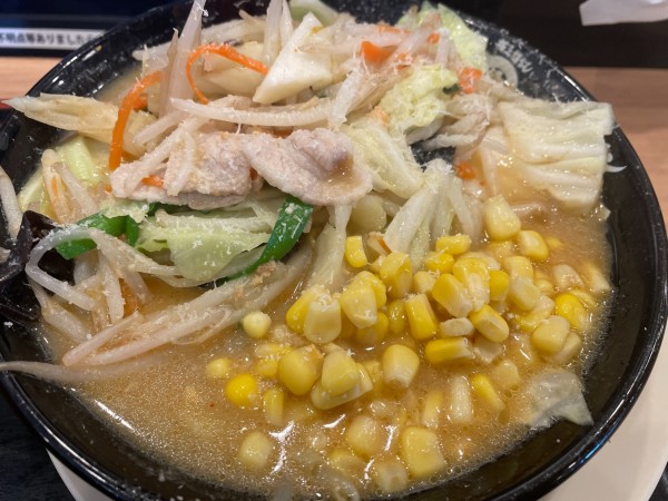 「期間限定：雪山ラーメン：825円」@大志軒 黒岩店の写真