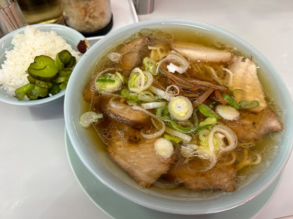 「中華そば750円+めし(無料)」@中野 邦ちゃんラーメンの写真