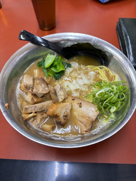 「濃厚鶏白湯➕コマ切れチャーシュー」@二代目ラーメン処「まるは」 旬の写真