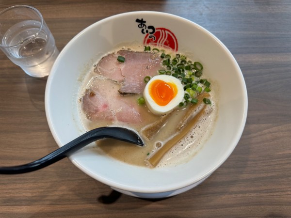 「こくとん塩ラーメン(並)  900円」@あいつのラーメン かたぐるま 本店の写真