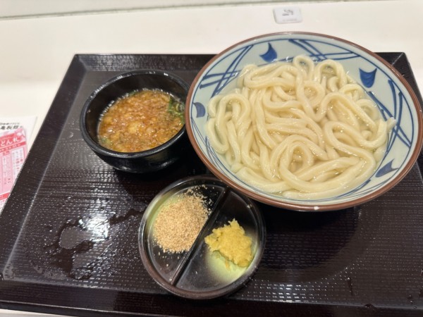「釜揚げうどん（並盛）340円→170円」@丸亀製麺 イーサイト高崎店の写真
