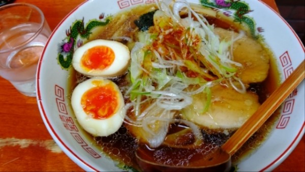 「しなそば家ラーメン全部のせ」@しなそば家の写真