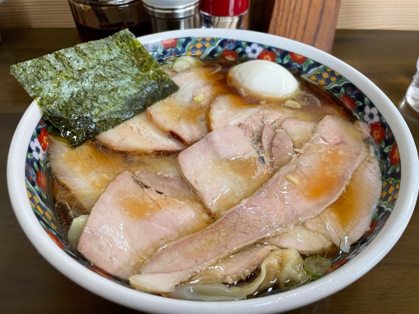 「焼豚ワンタンメン　半熟煮玉子」@とらや分店 村田やの写真