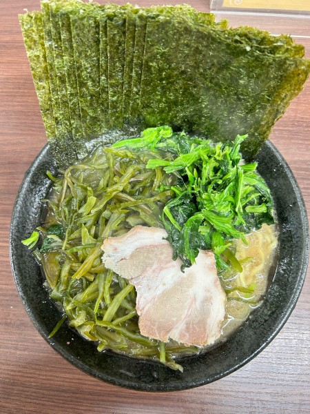 「のりラーメン　950円」@川崎家 榎町店の写真