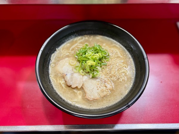 「博多ラーメン(700円)」@丸十の写真