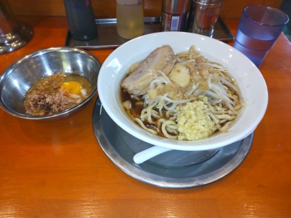 「ラーメン　気まぐれ　900+100」@麺屋穴場の写真