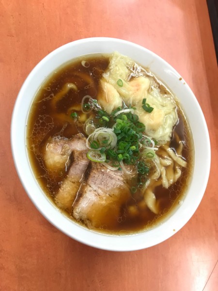 「海老ワンタンメン 1,000円＋麺大盛 50円＋濃口 50円」@日陰の写真