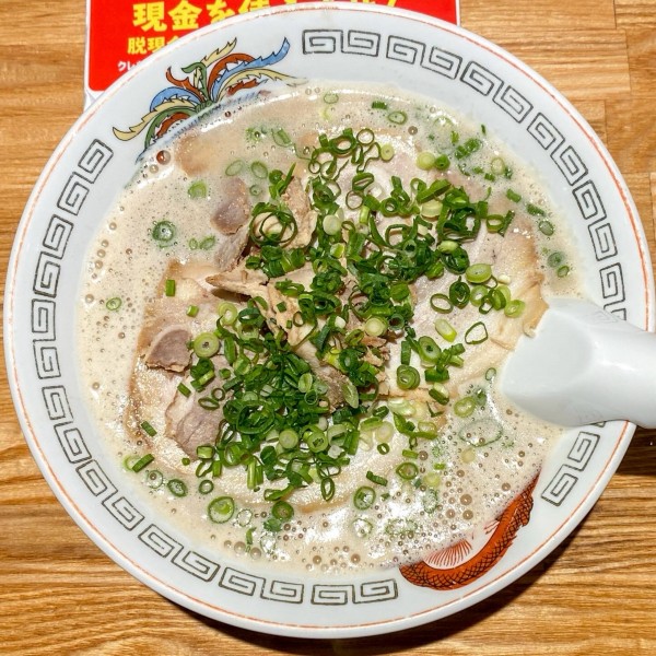 「博多ラーメン ¥1,100」@博多ラーメン でぶちゃん 高田馬場本店の写真