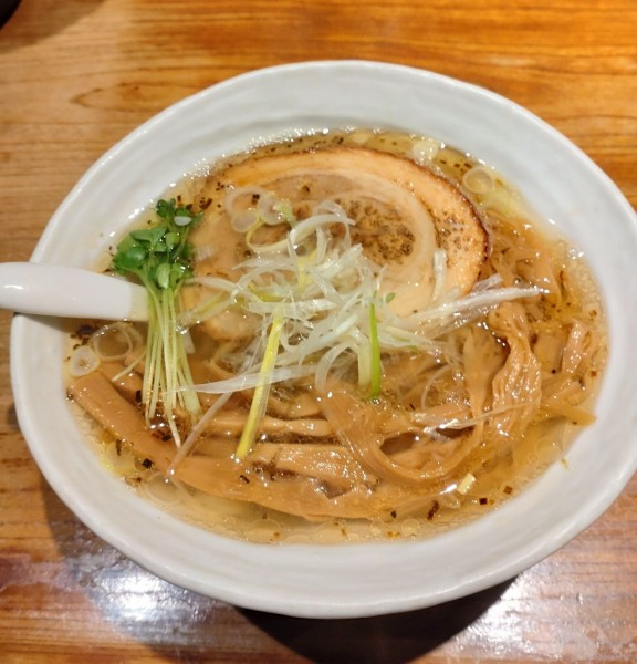 「穂先メンマラーメン塩」@手打ちラーメン創房 舌笑家の写真