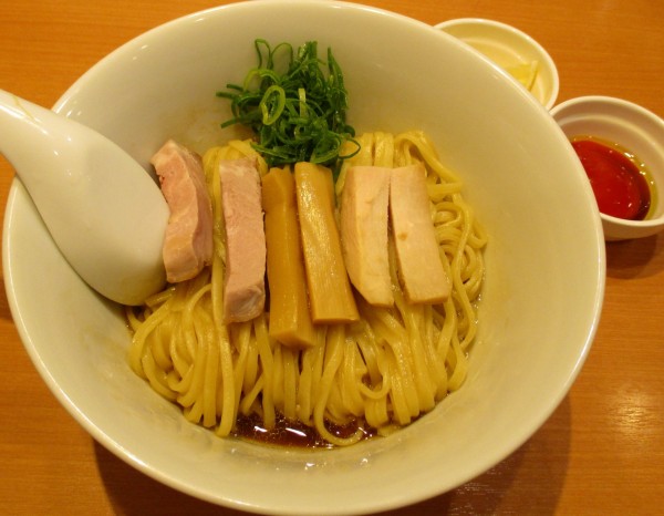 「まぜそば～三段仕込み～　900円」@らぁ麺 はやし田 池袋店の写真