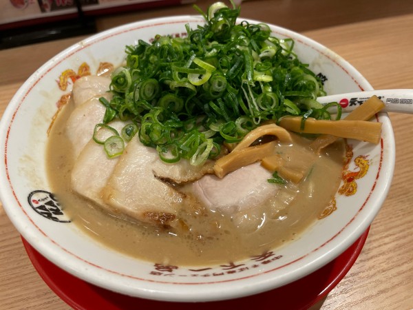 「豚トロチャーシューメン　こってり　ねぎ」@天下一品 中野店の写真