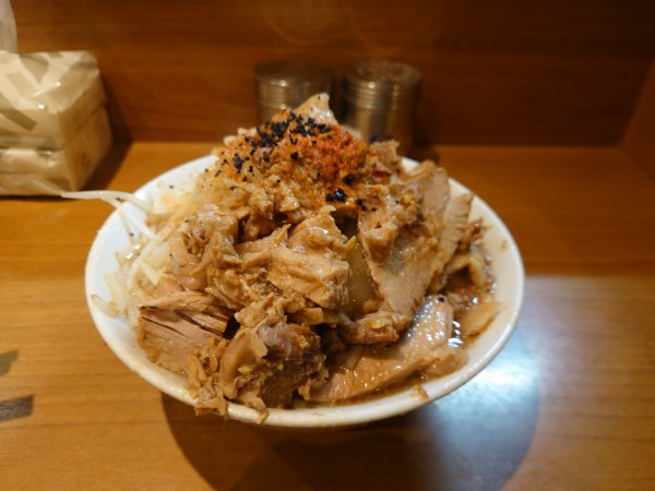 「ラーメン+生卵100円」@ラーメン 池田屋 高田馬場店の写真