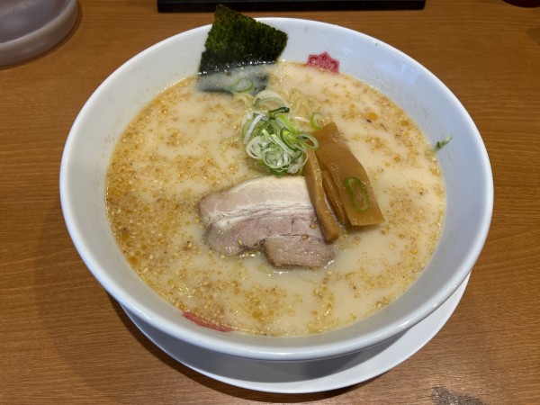 「大盛とんこつラーメン　550円」@日高屋 浦和太田窪店の写真